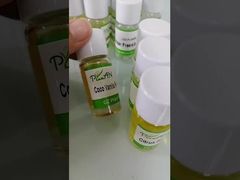 परफ्यूम बनाने के लिए केंद्रित हिल्टन एसेंस खुशबू तेल 6-8 घंटे तक चलने वाला