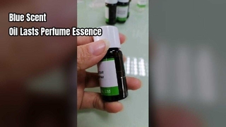 नीली खुशबू वाला तेल लंबे समय तक चलने वाला इत्र
