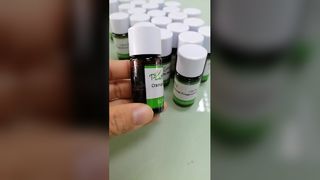 मोमबत्तियों और डिफ्यूज़र के लिए प्रीमियम पेनी ब्लॉसम खुशबू तेल