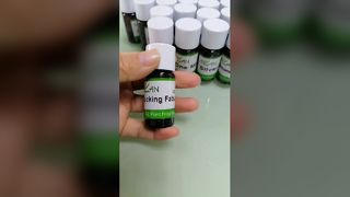 प्रीमियम लॉन्ड्री डिटर्जेंट के लिए ताज़ा हर्बल खुशबू वाला तेल